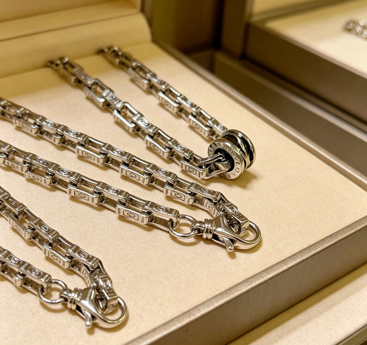 Martin Graham ring in polished metal-tone – front product view