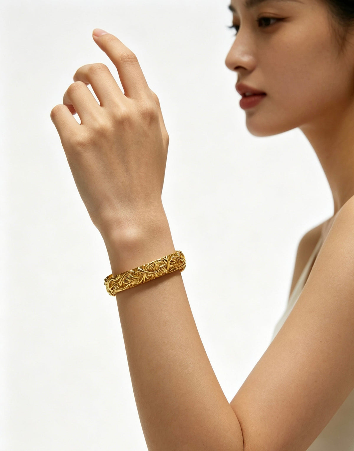 Martin Graham bracelet in polished metal-tone – main product view