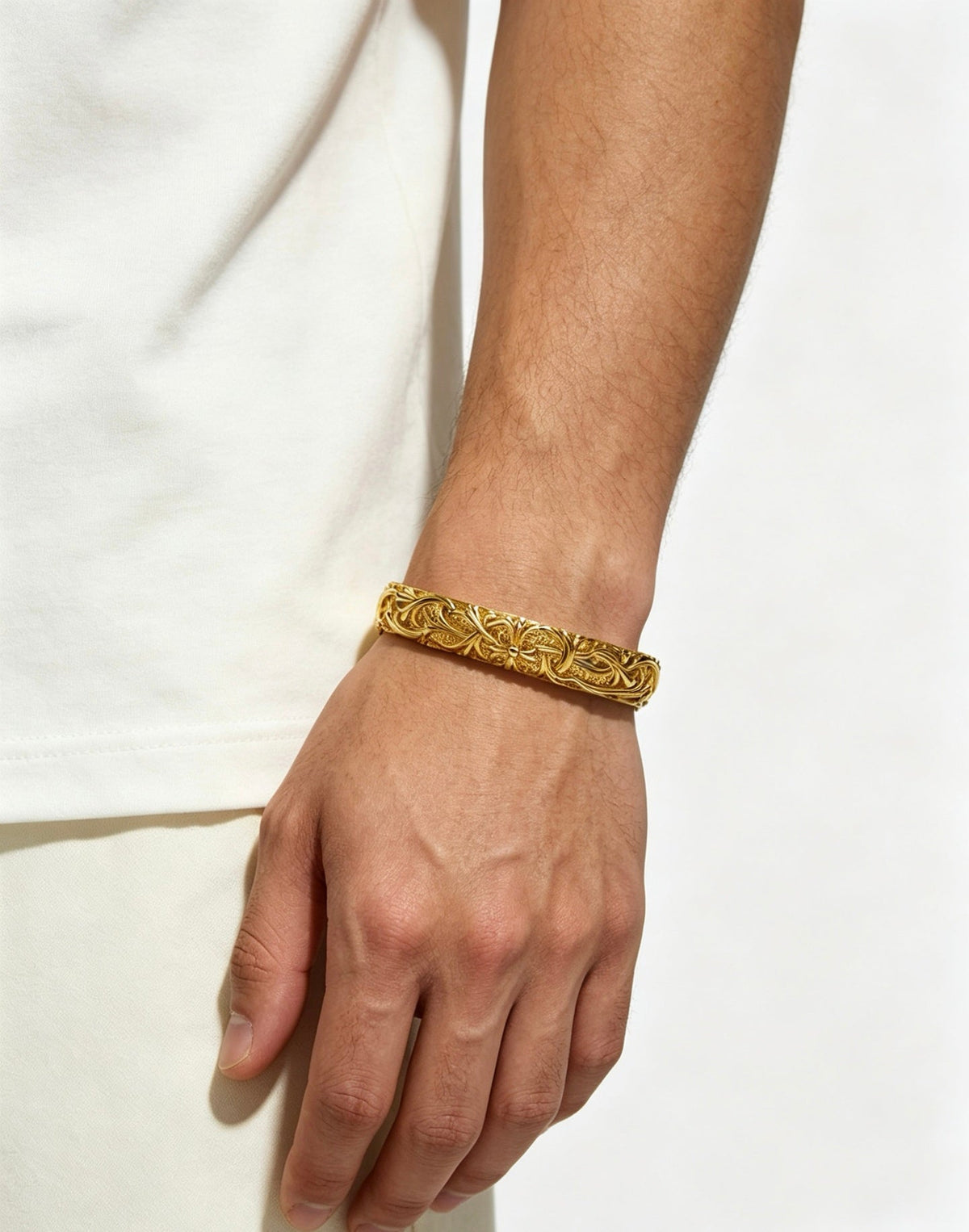 Martin Graham bracelet in polished metal-tone – front product view