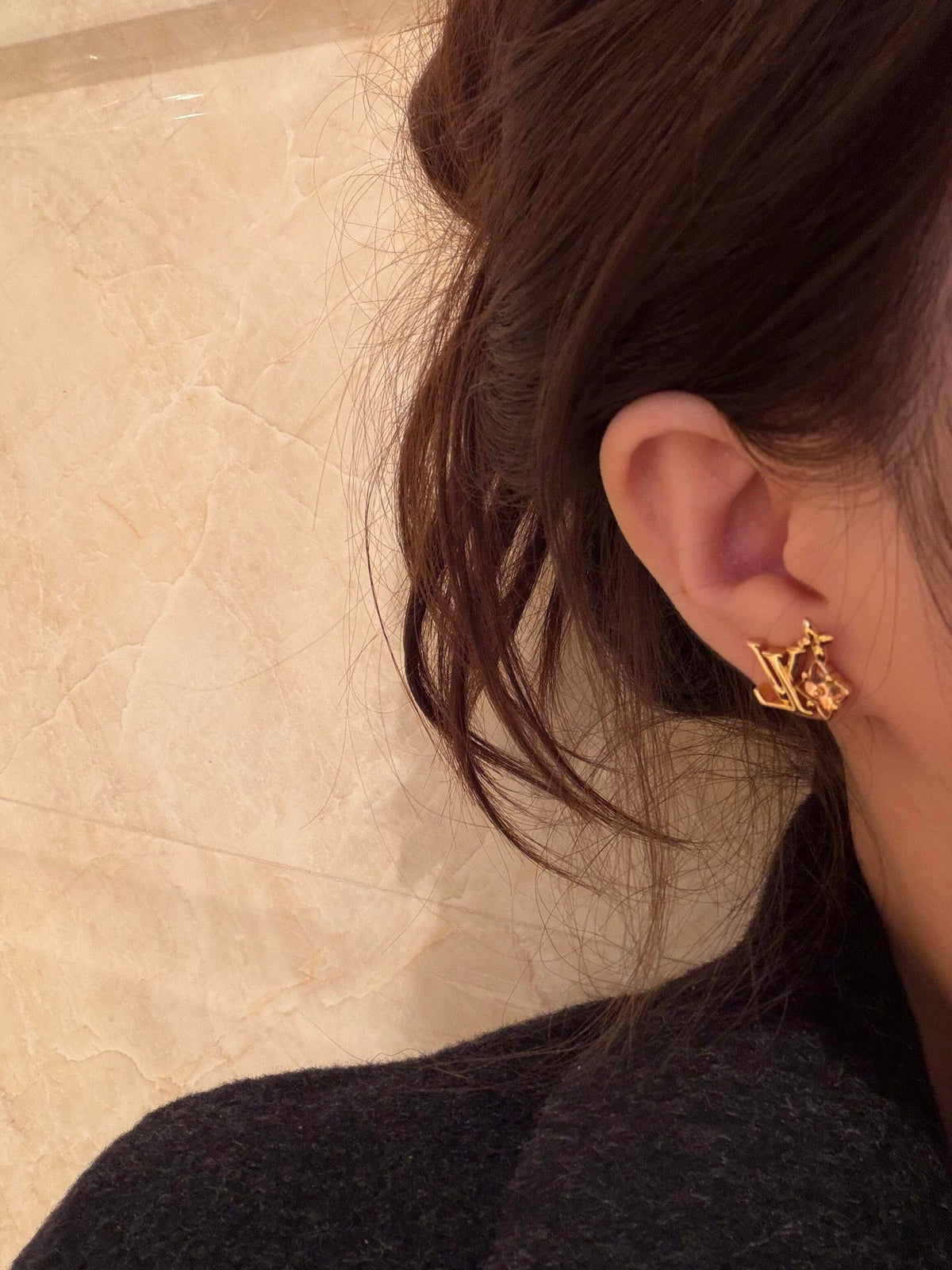 Martin Graham fashion accessory in polished metal-tone – close-up detail