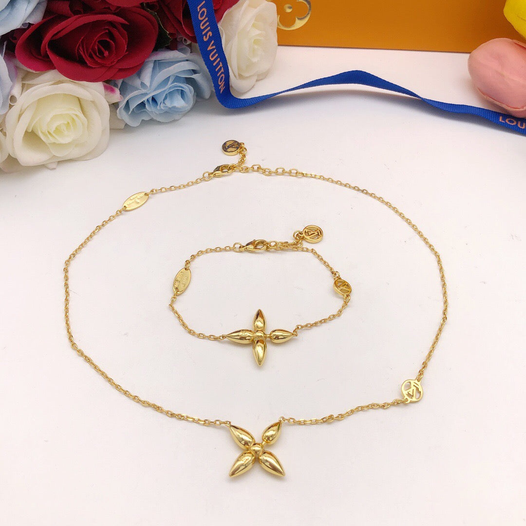 Martin Graham bracelet in polished metal-tone – main product view
