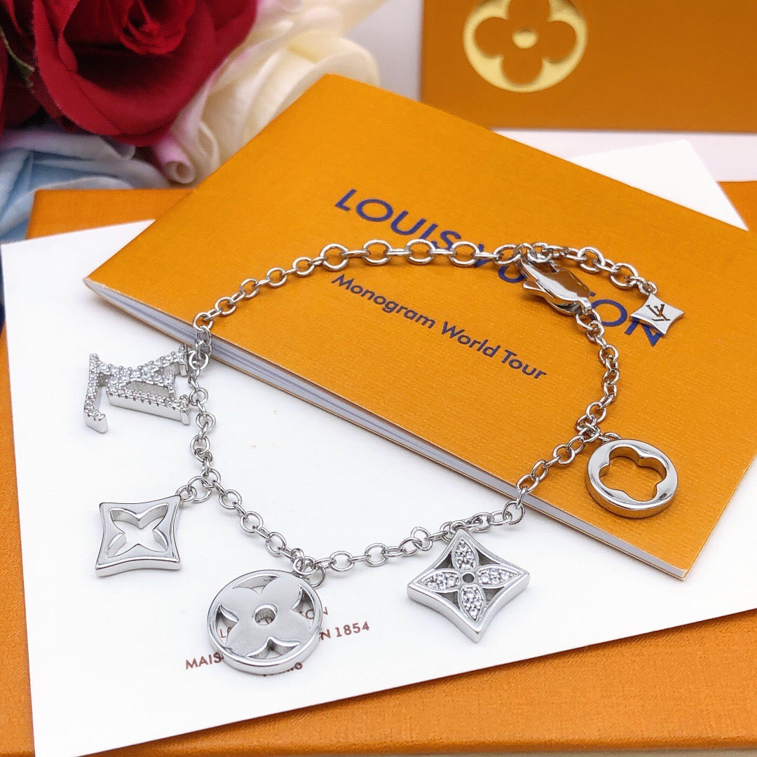 Martin Graham Geometric bracelet in silver-tone – main product view
