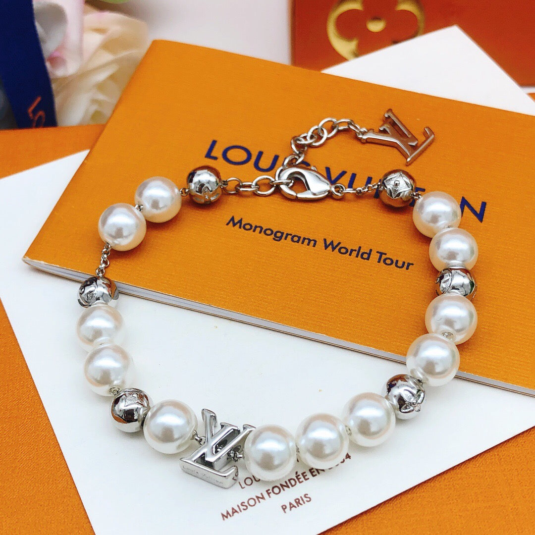 Martin Graham bracelet in polished metal-tone – main product view