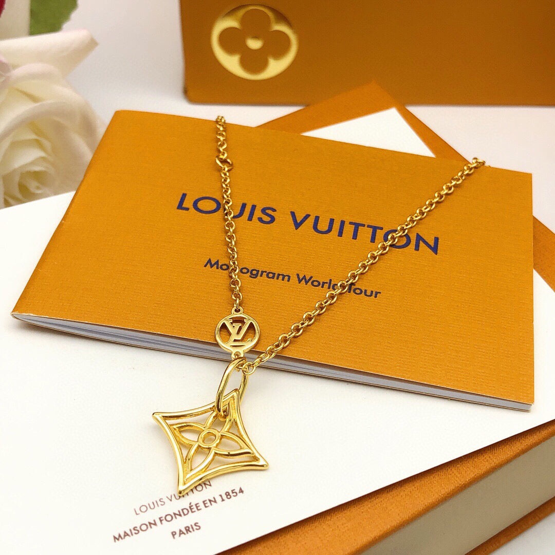 Martin Graham pendant necklace in polished metal-tone – detail view