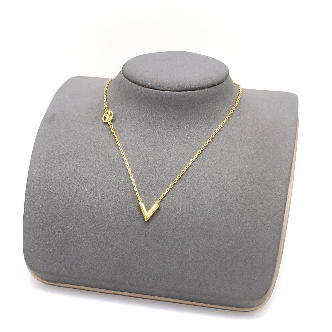 Martin Graham pendant necklace in polished metal-tone – front product view