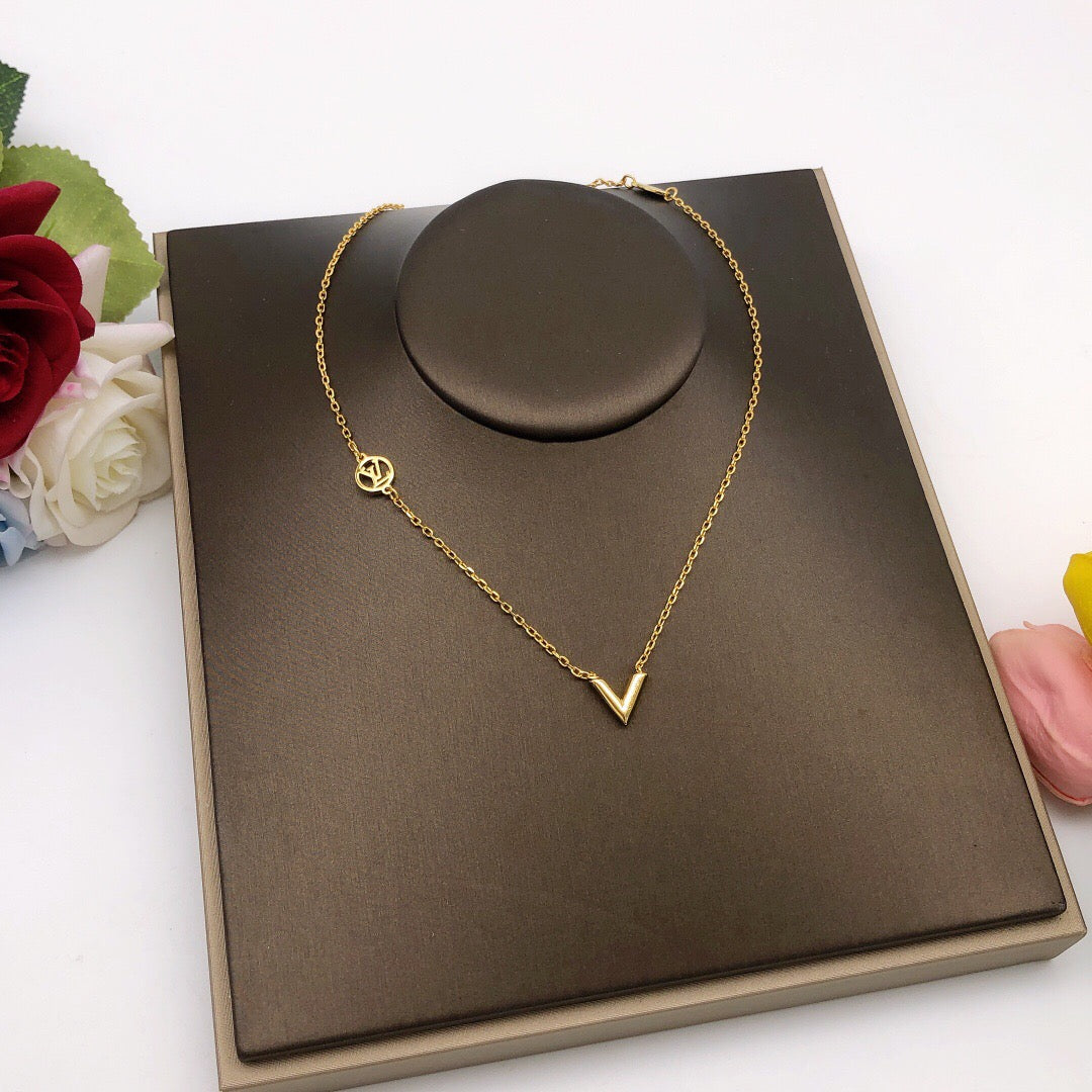 Martin Graham pendant necklace in polished metal-tone – main product view