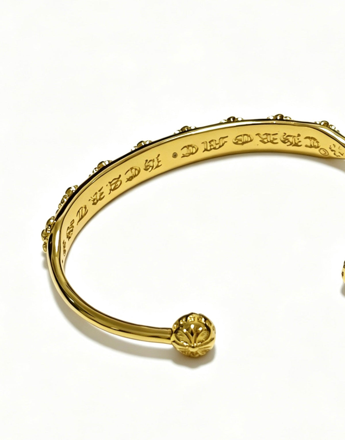 Martin Graham bangle in polished metal-tone – close-up detail