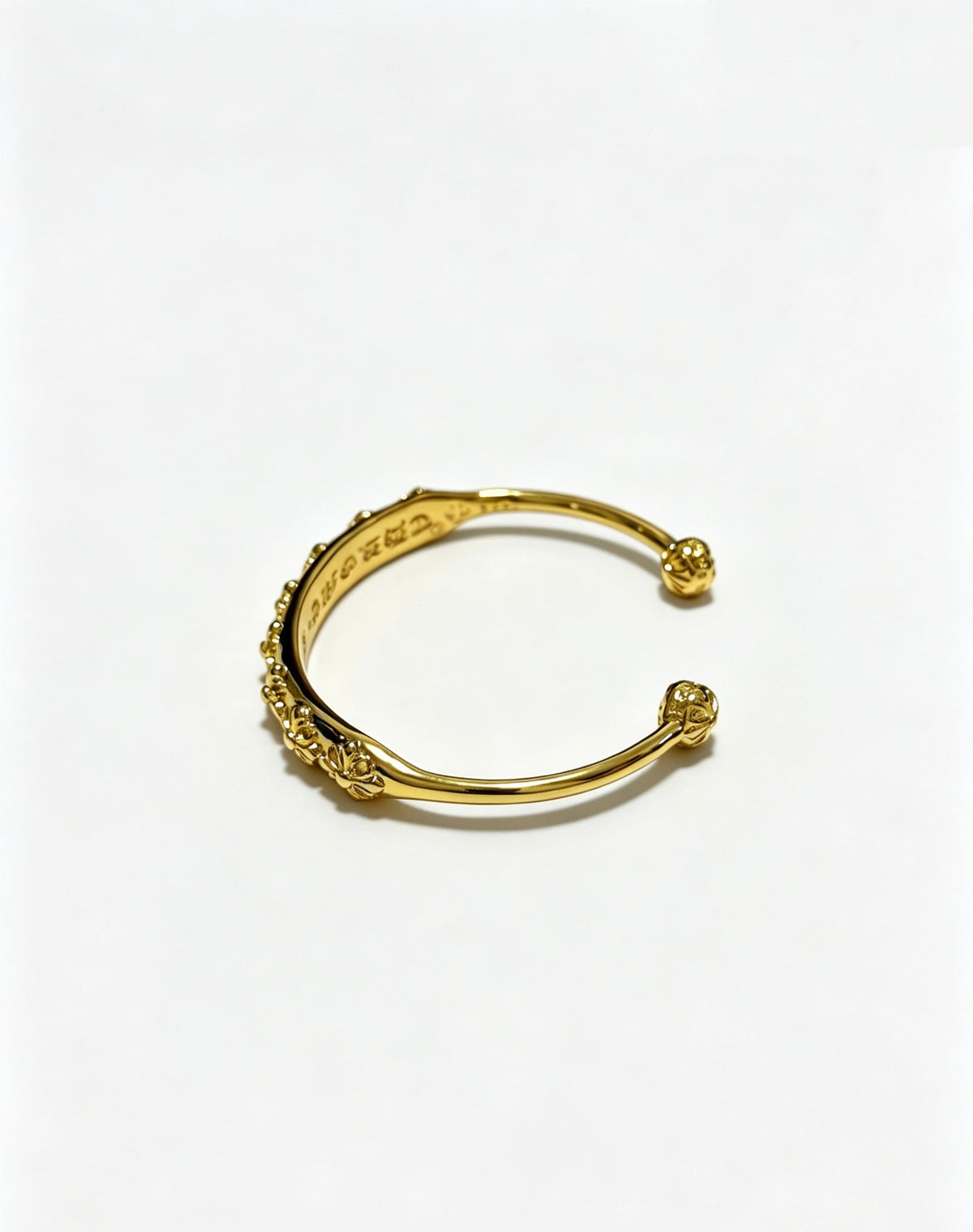Martin Graham bangle in polished metal-tone – detail view