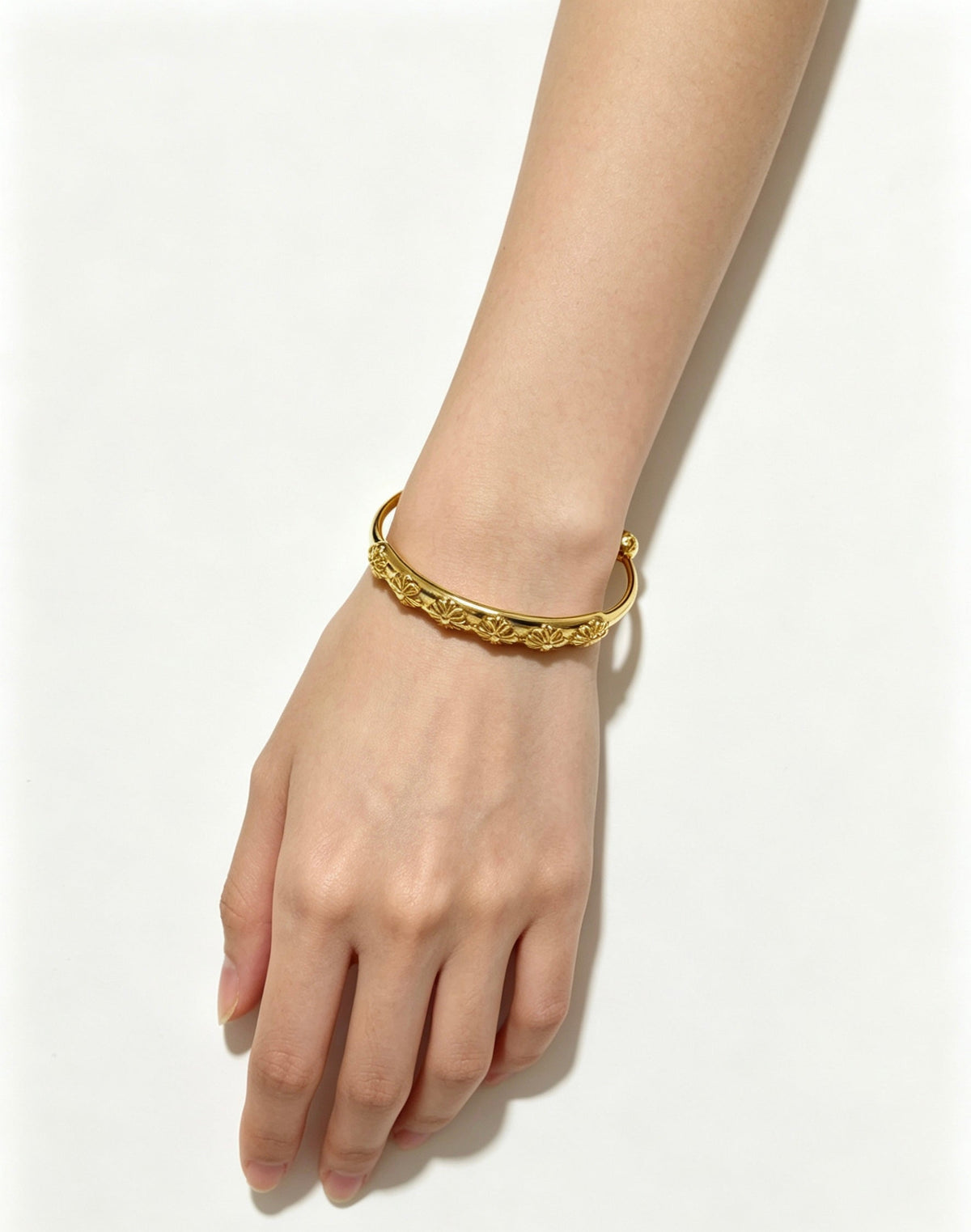 Martin Graham bangle in polished metal-tone – main product view