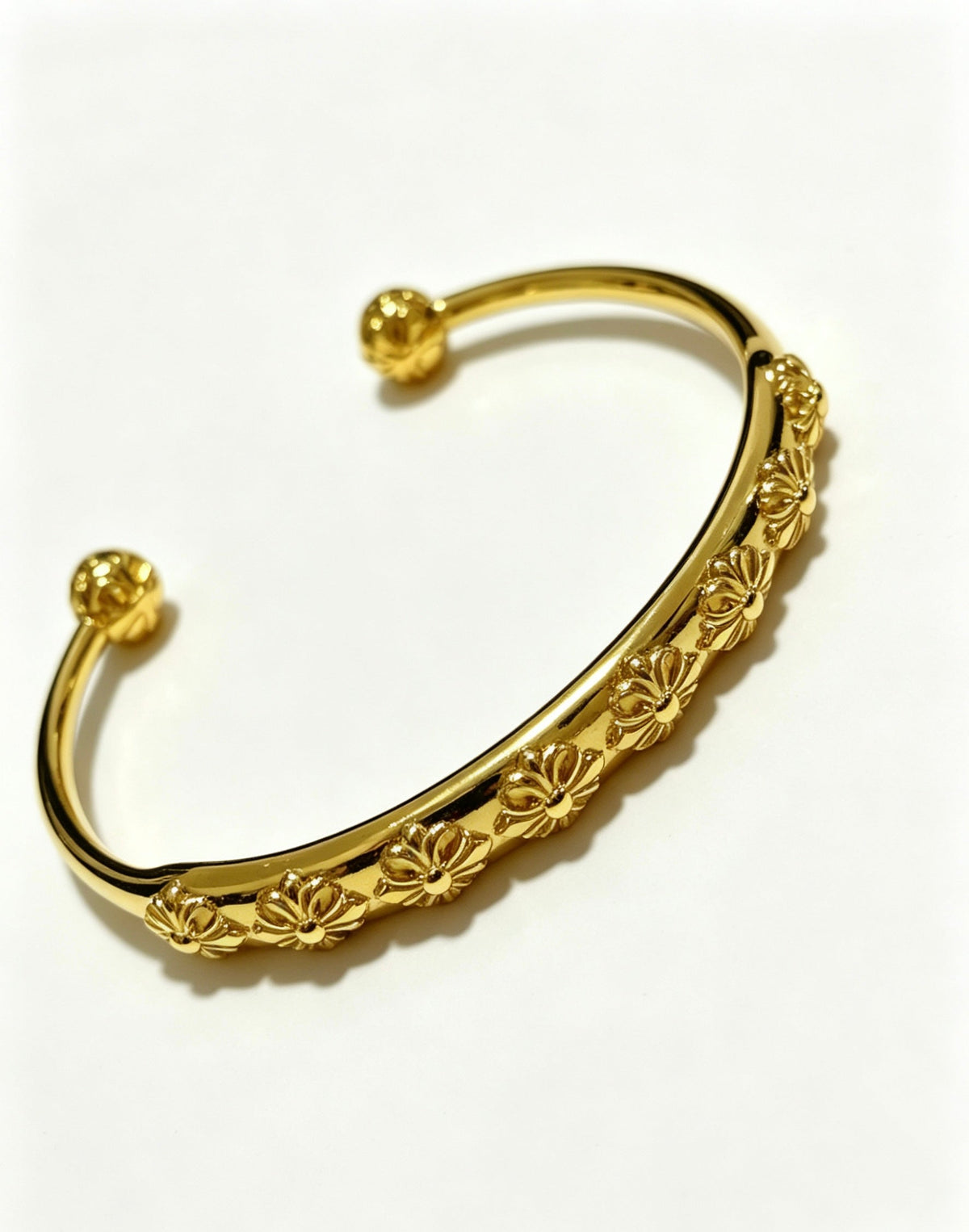 Martin Graham bangle in polished metal-tone – front product view