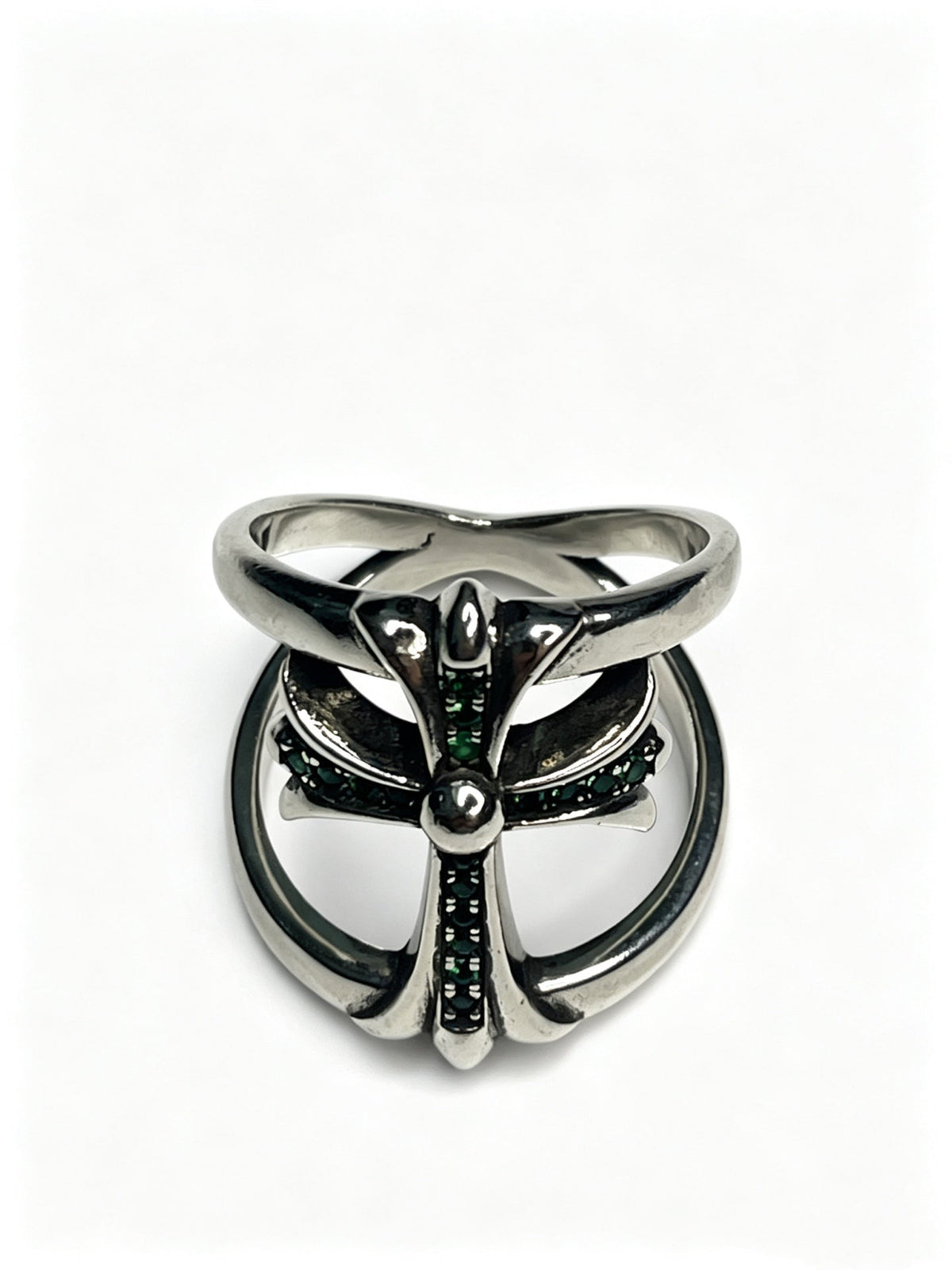 Martin Graham ring in polished metal-tone – close-up detail