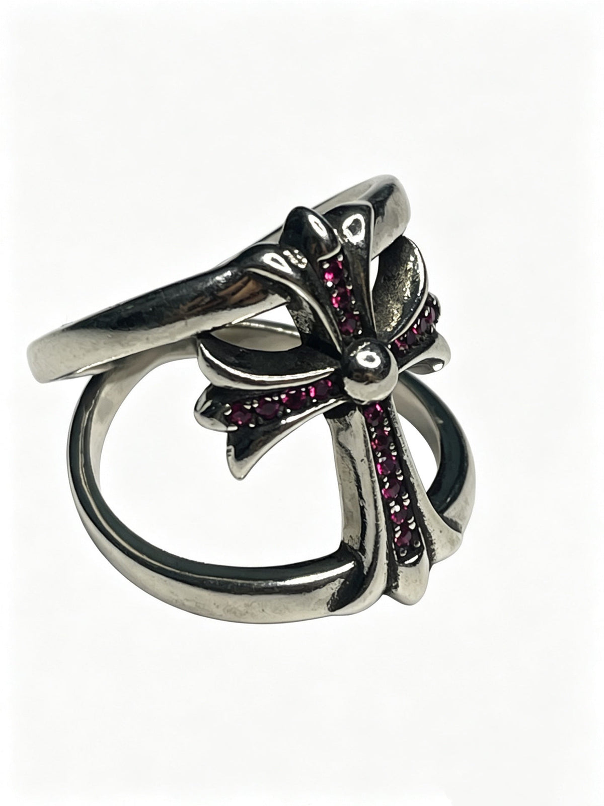 Martin Graham ring in polished metal-tone – detail view