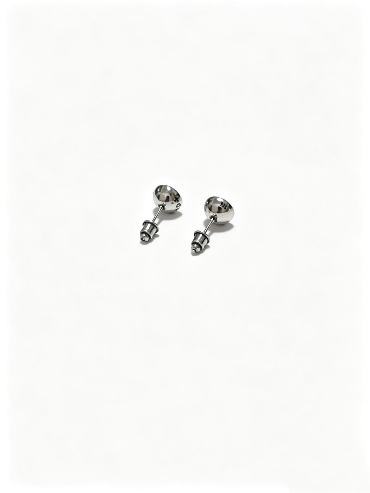 Martin Graham earrings in polished metal-tone – detail view