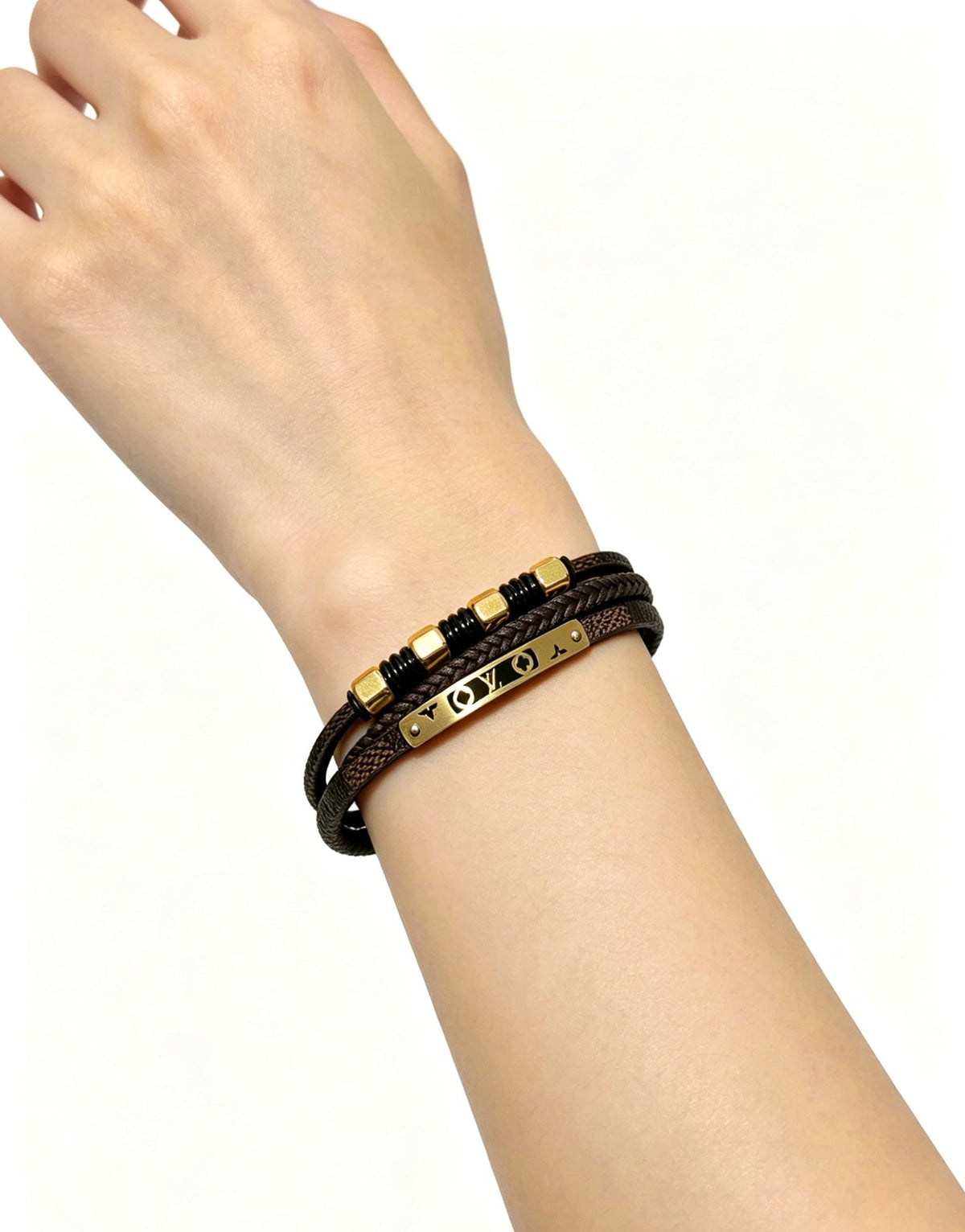 Martin Graham bangle in polished metal-tone – close-up detail