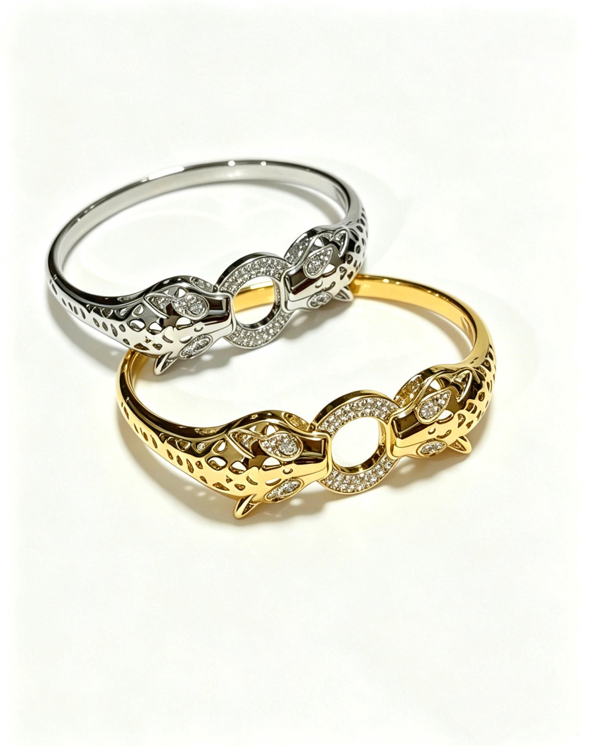 Martin Graham bracelet in polished metal-tone – close-up detail