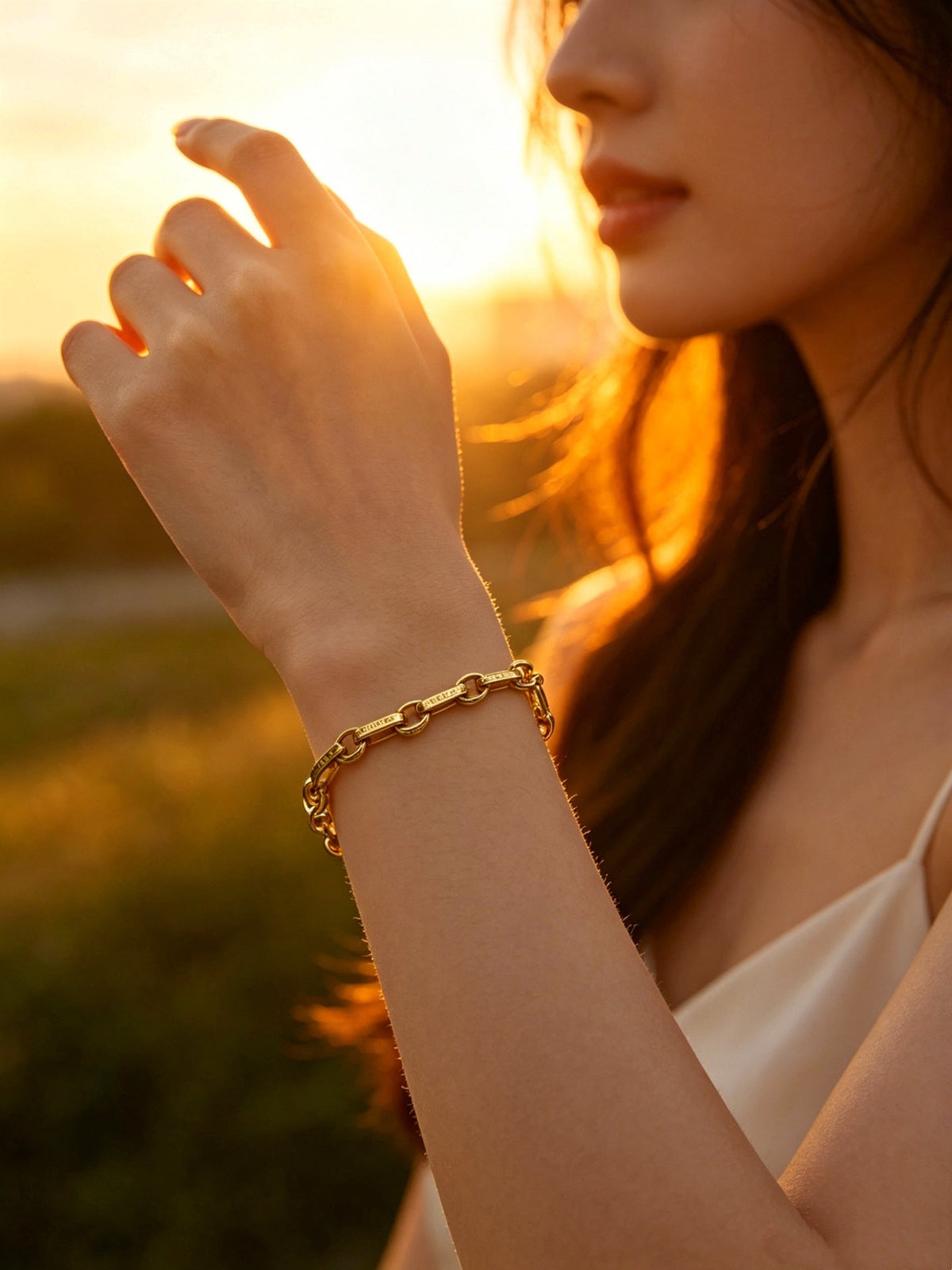 Martin Graham bracelet in polished metal-tone – front product view