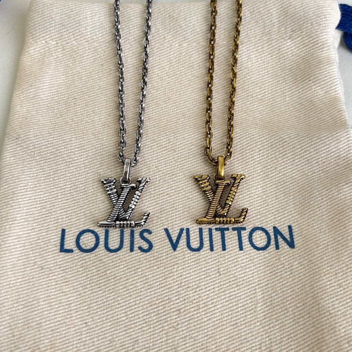 Martin Graham pendant necklace in polished metal-tone – detail view