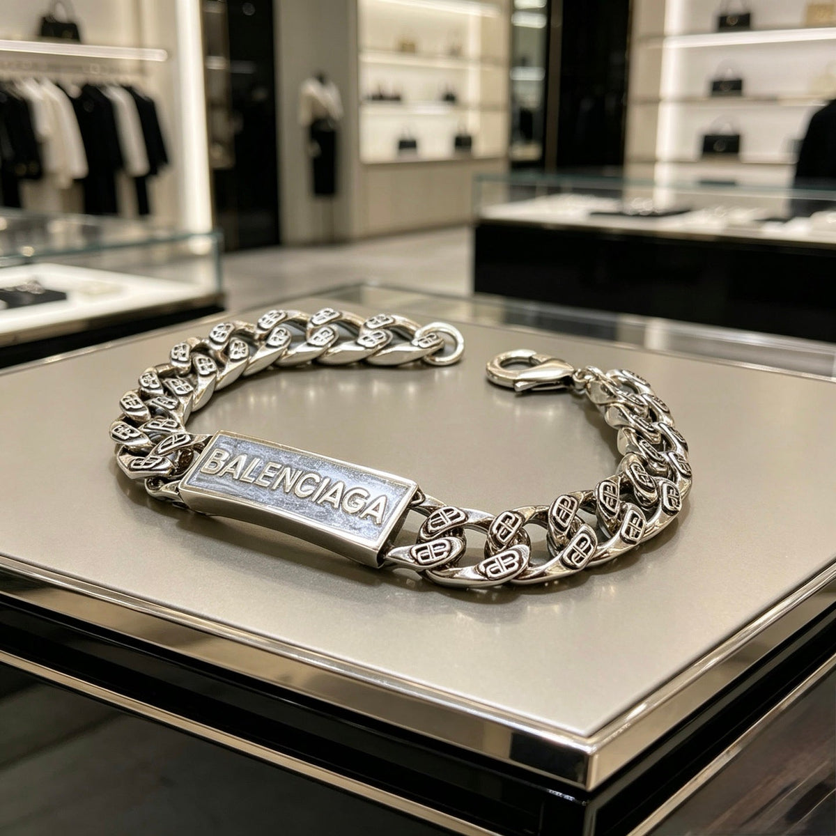 Martin Graham bracelet in polished metal-tone – front product view