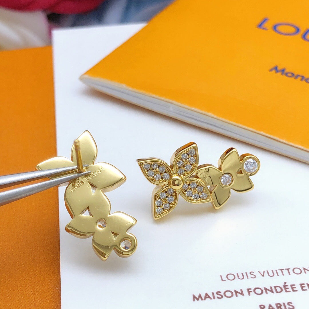Martin Graham stud earrings in polished metal-tone – side detail