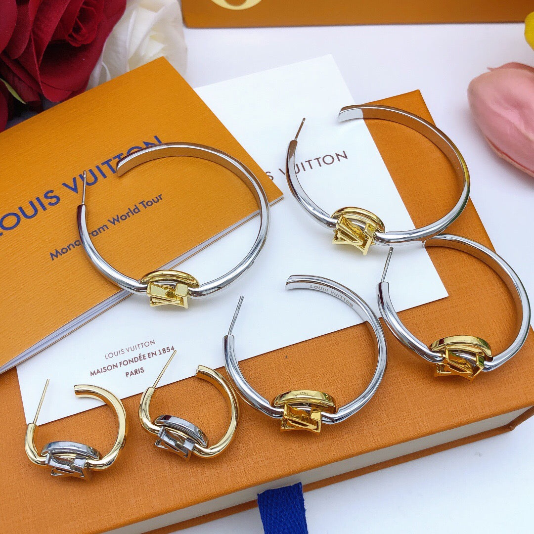 Martin Graham earrings in polished metal-tone – side detail