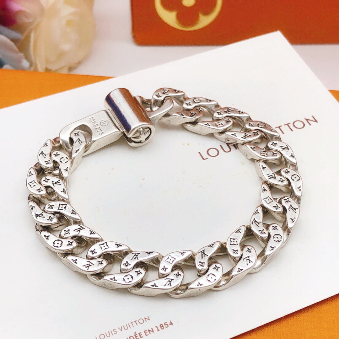 Martin Graham bracelet in polished metal-tone – styled product view