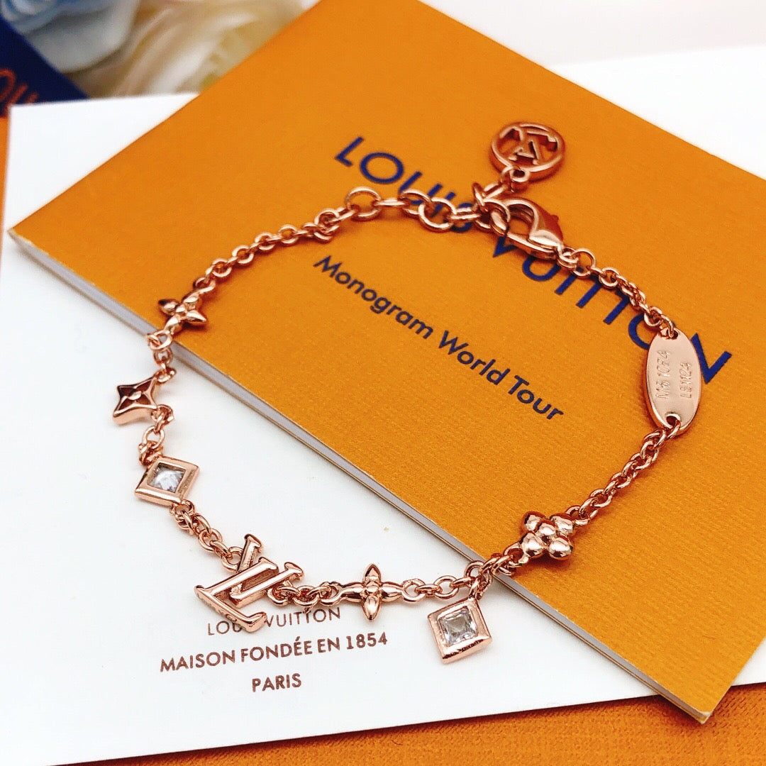Martin Graham bracelet in polished metal-tone – front product view