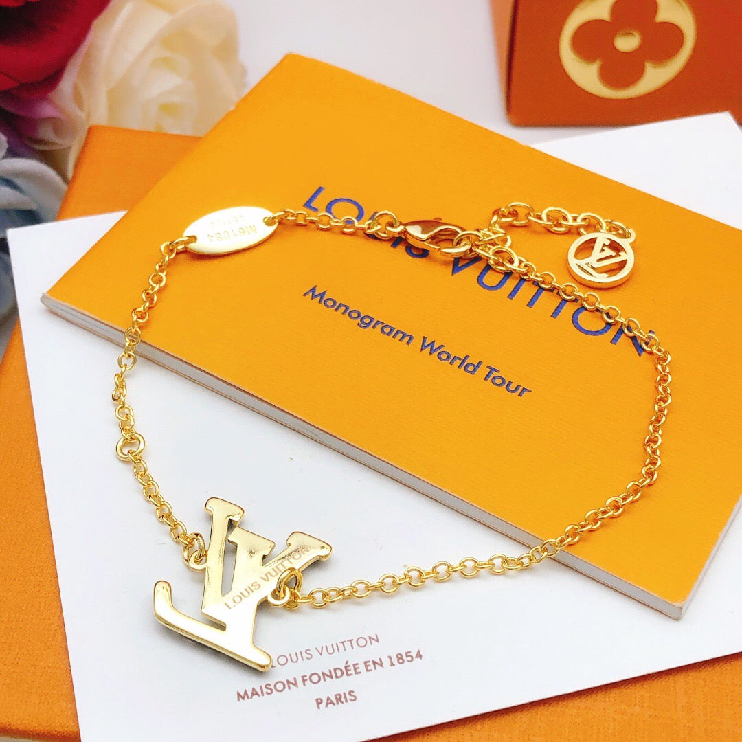 Martin Graham bracelet in polished metal-tone – front product view