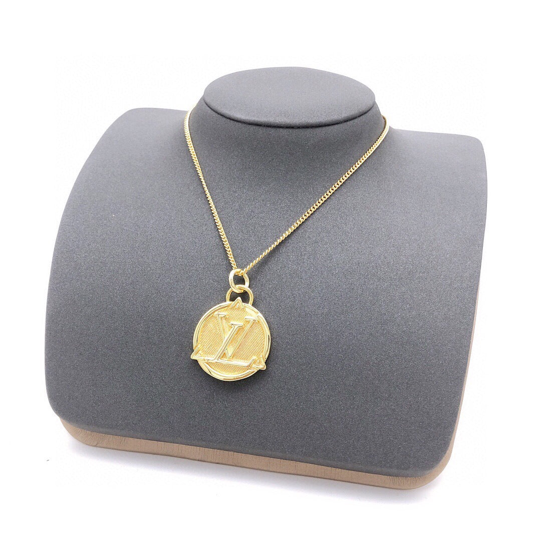 Martin Graham pendant necklace in polished metal-tone – front product view