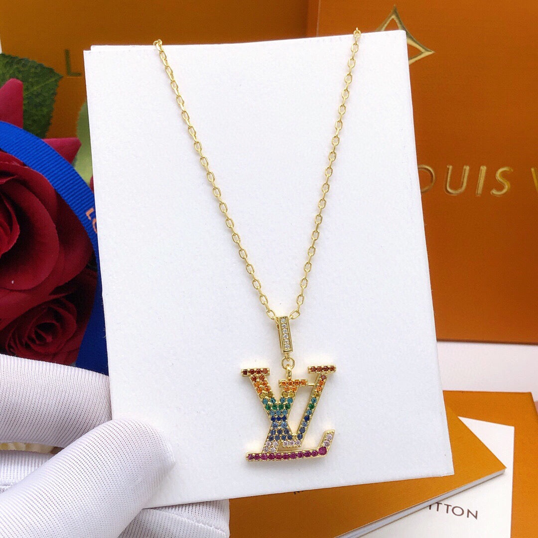 Martin Graham pendant necklace in polished metal-tone – side detail