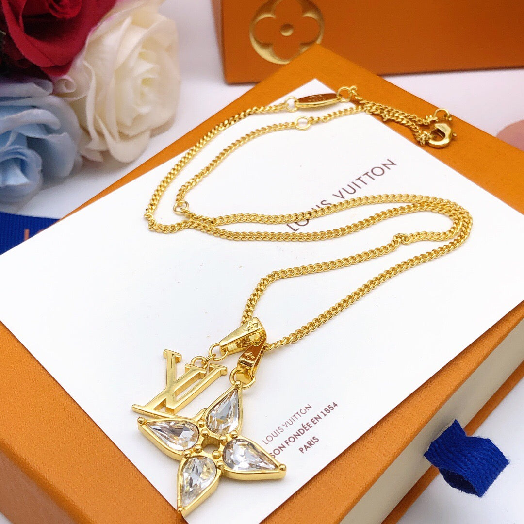 Martin Graham pendant necklace in polished metal-tone – detail view