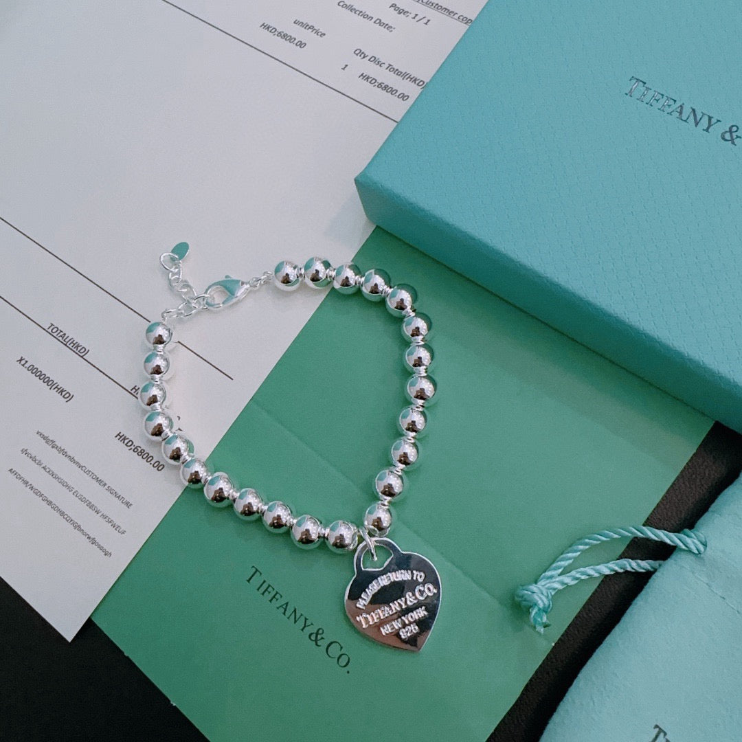 Martin Graham bracelet in polished metal-tone – detail view