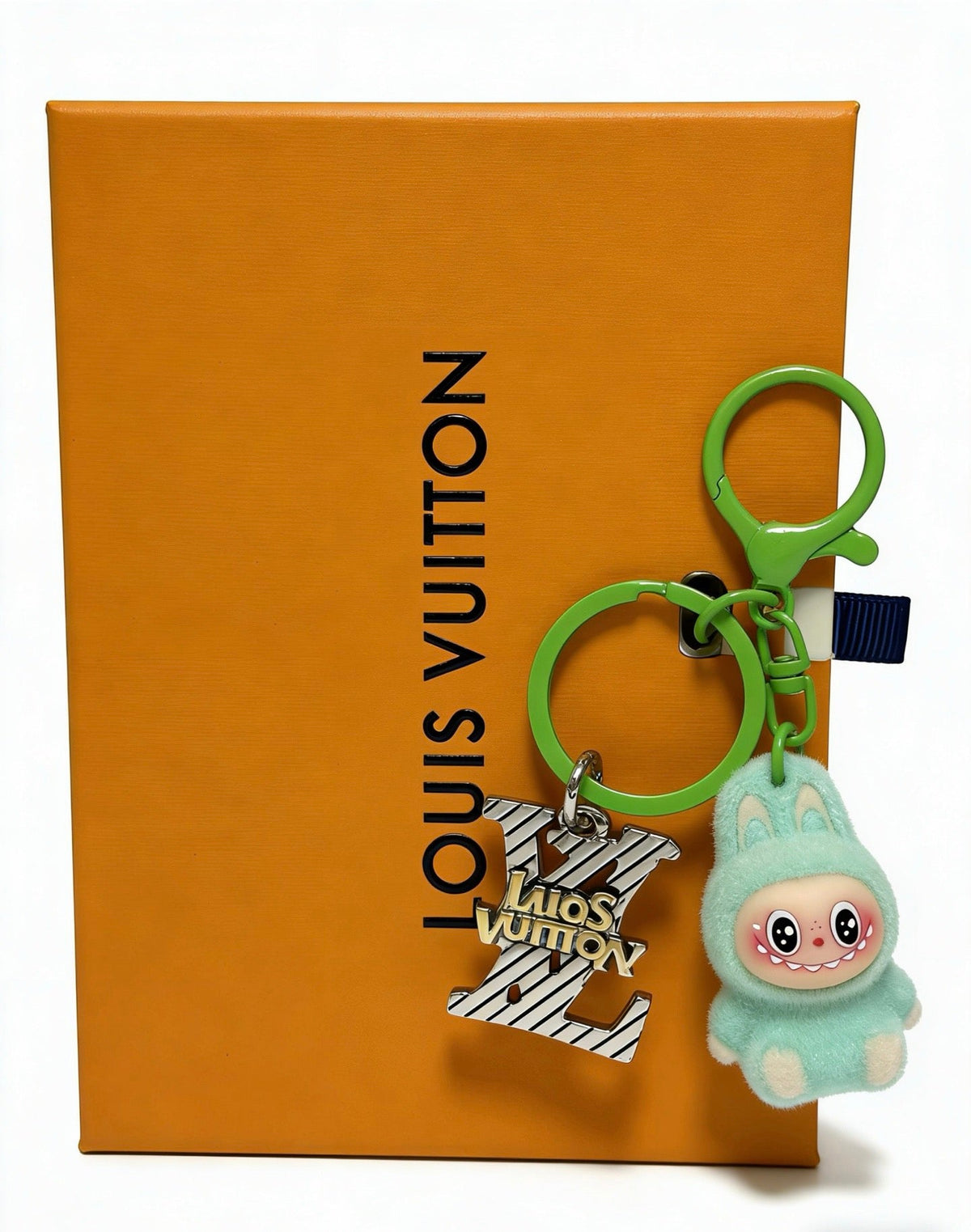 Martin Graham keychain in polished metal-tone – detail view