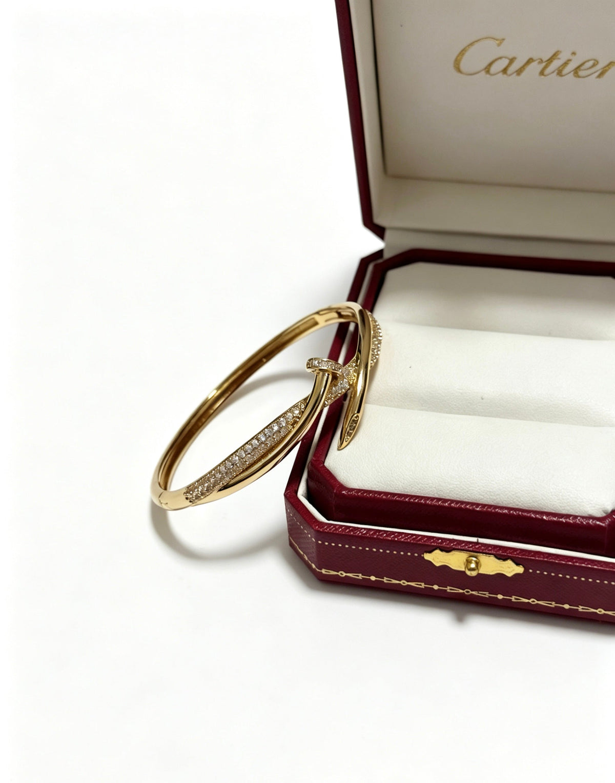 Martin Graham bracelet in polished metal-tone – side detail