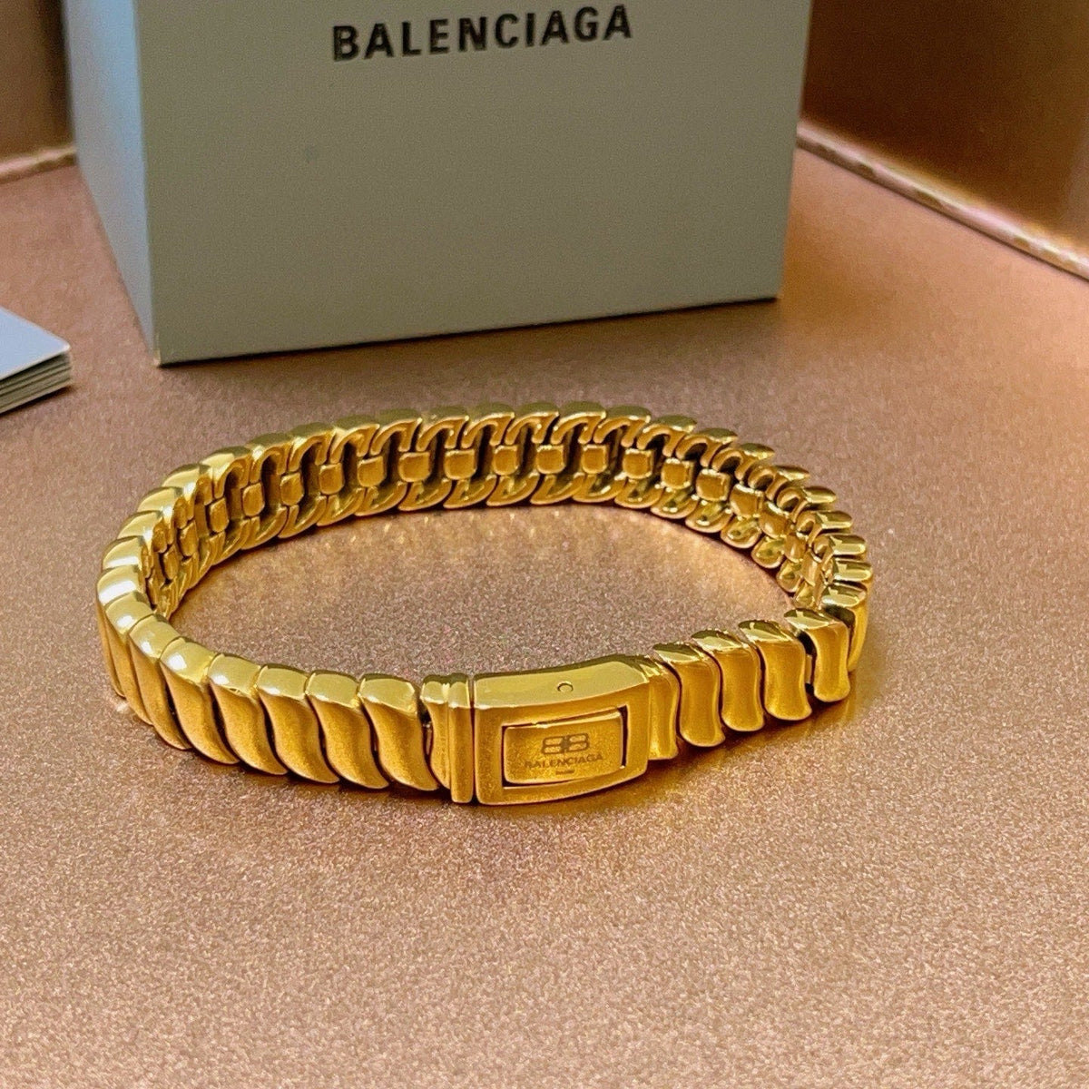 Martin Graham bracelet in polished metal-tone – front product view