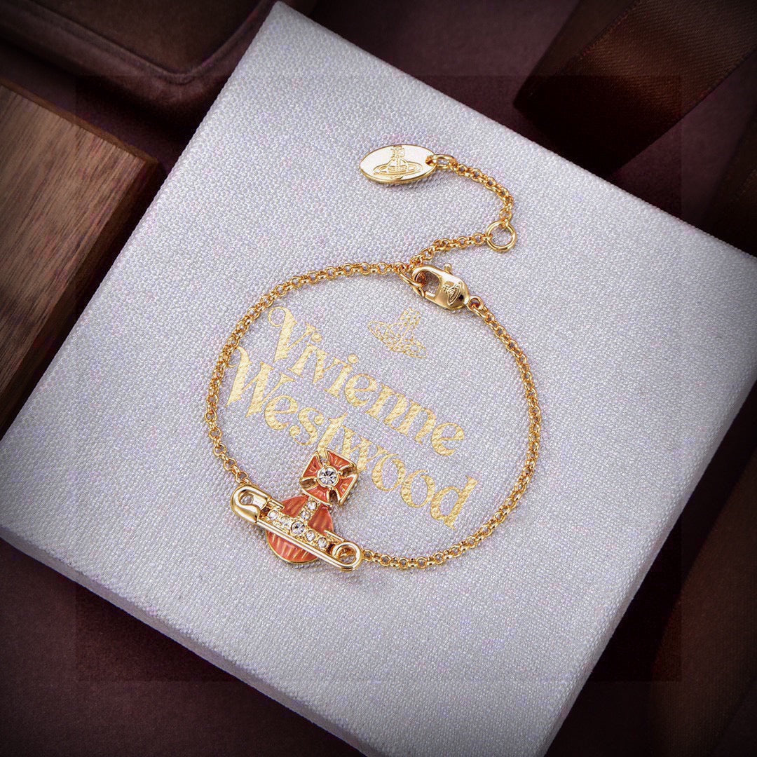 Martin Graham bracelet in polished metal-tone – side detail