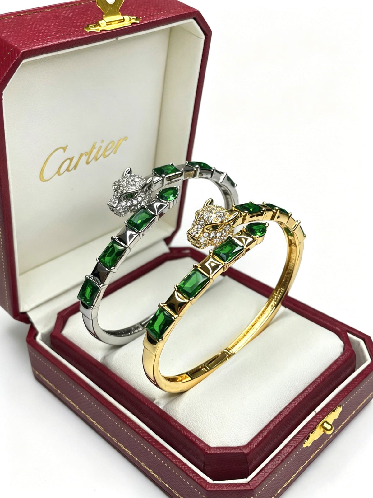 Martin Graham bracelet in polished metal-tone – side detail