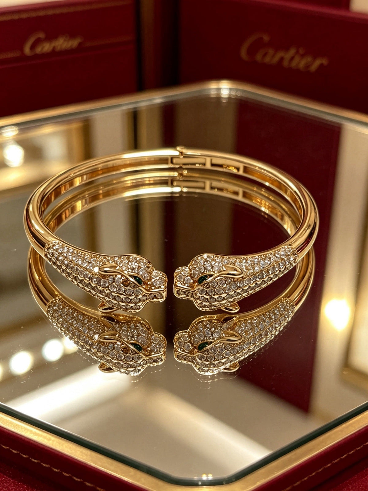Martin Graham bracelet in polished metal-tone – close-up detail