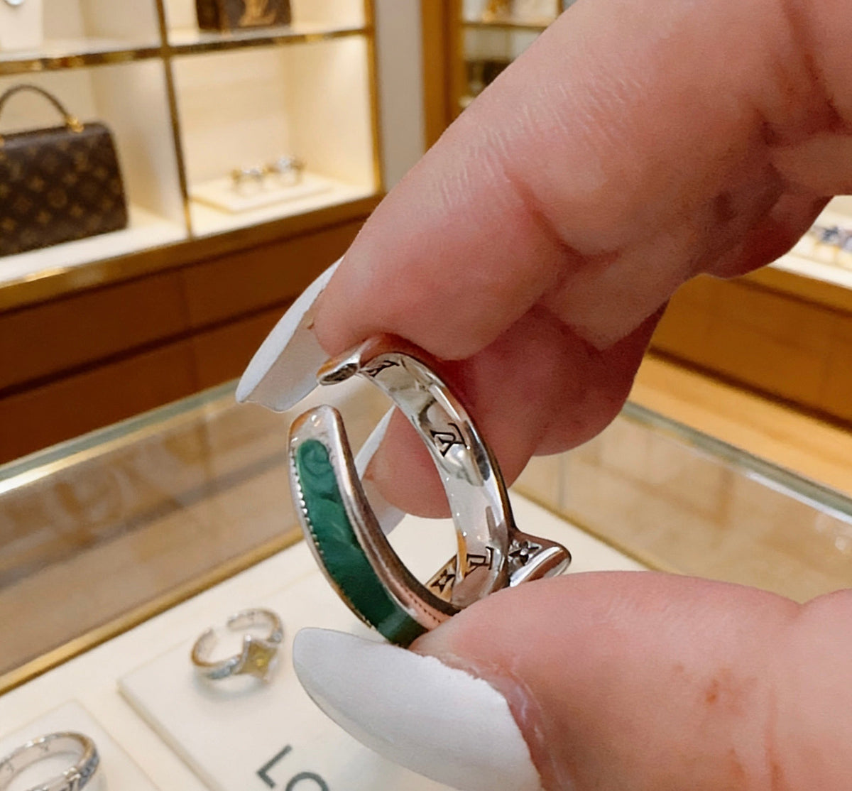 Martin Graham ring in polished metal-tone – detail view