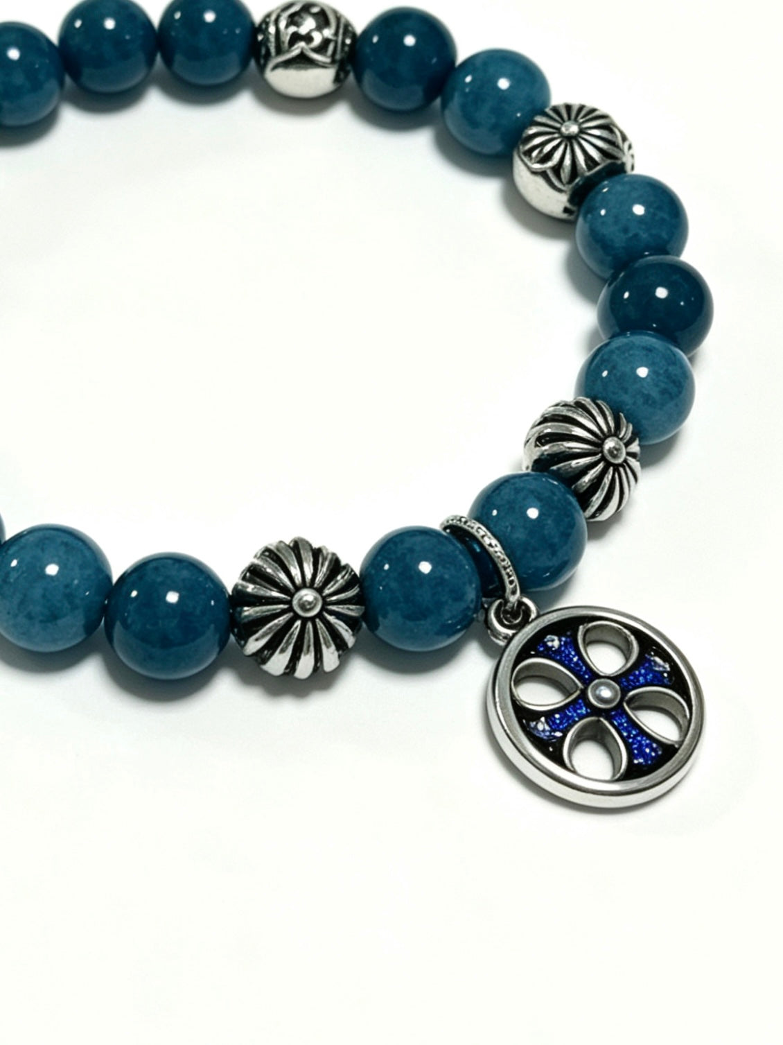 Martin Graham bracelet in polished metal-tone – close-up detail