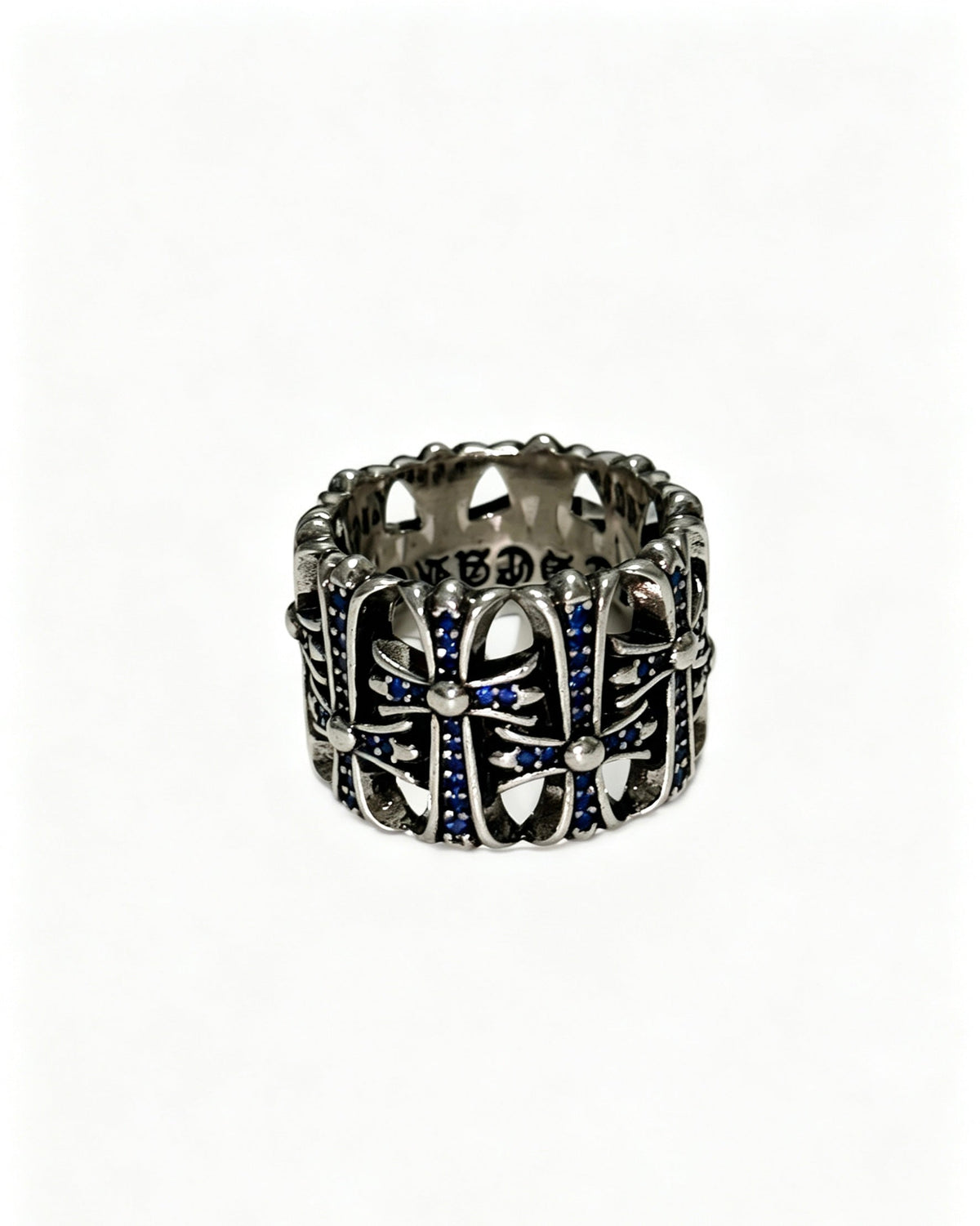 Martin Graham ring in polished metal-tone – close-up detail