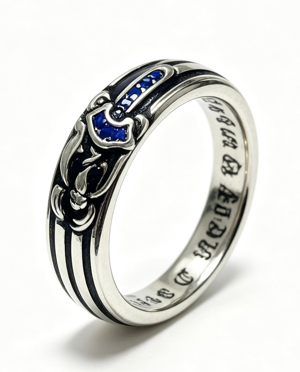 Martin Graham ring in polished metal-tone – close-up detail