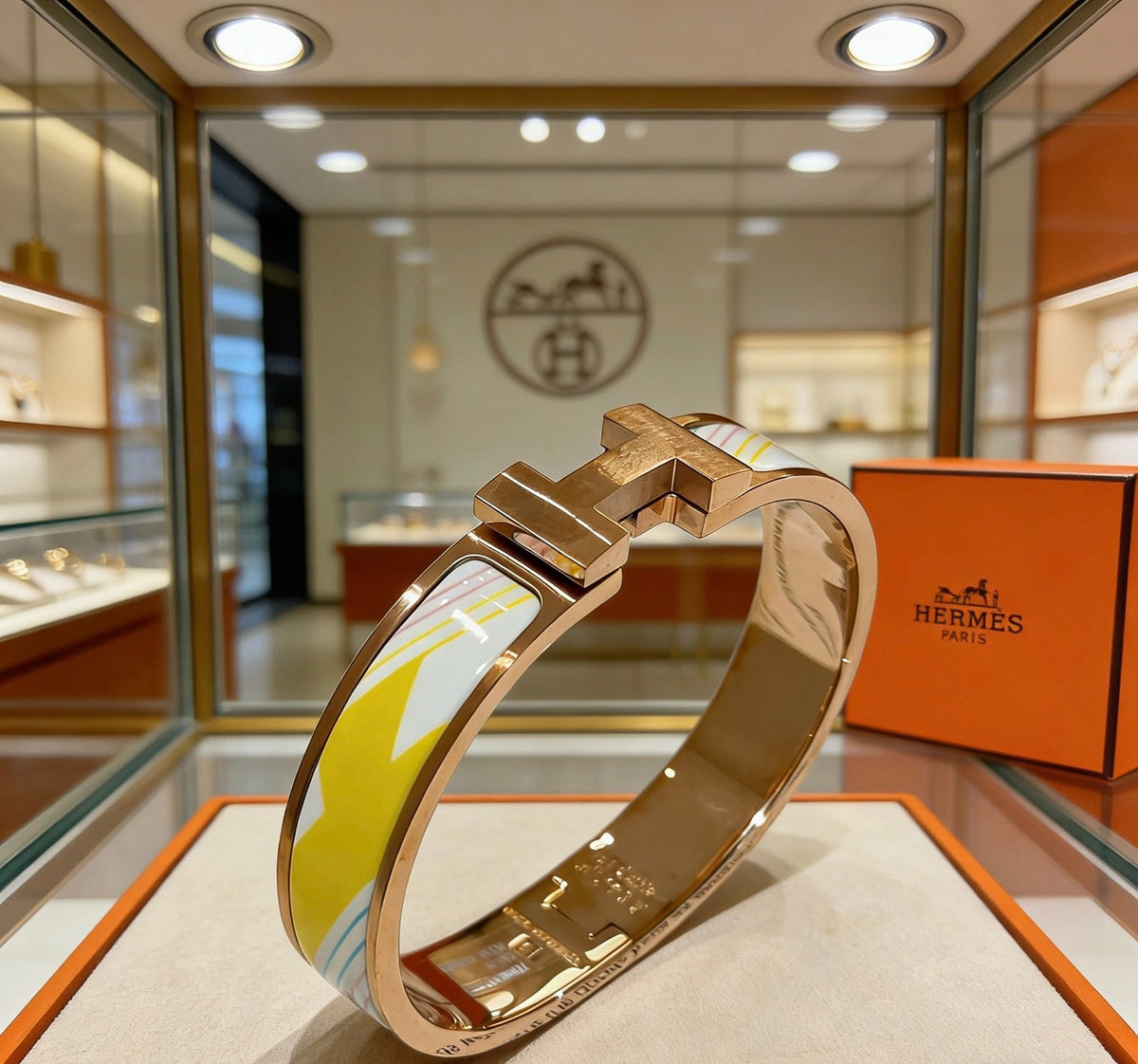Martin Graham bangle in polished metal-tone – main product view