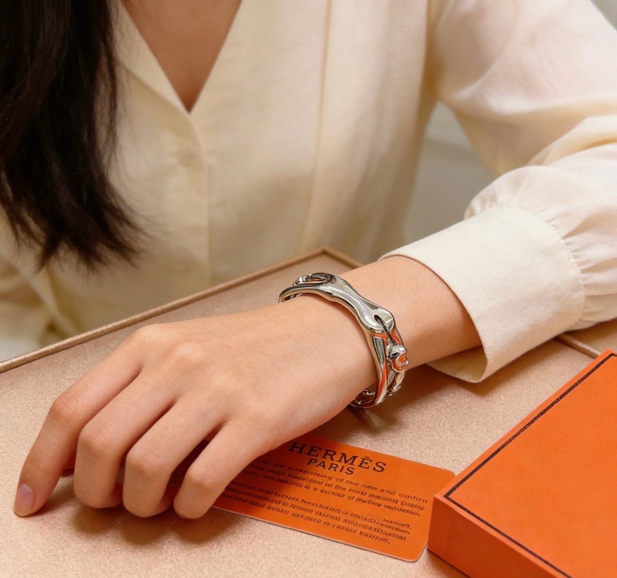 Martin Graham bangle in polished metal-tone – detail view