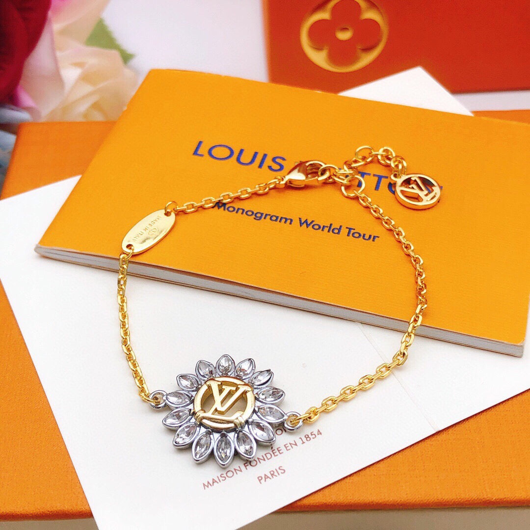 Martin Graham bracelet in polished metal-tone – front product view