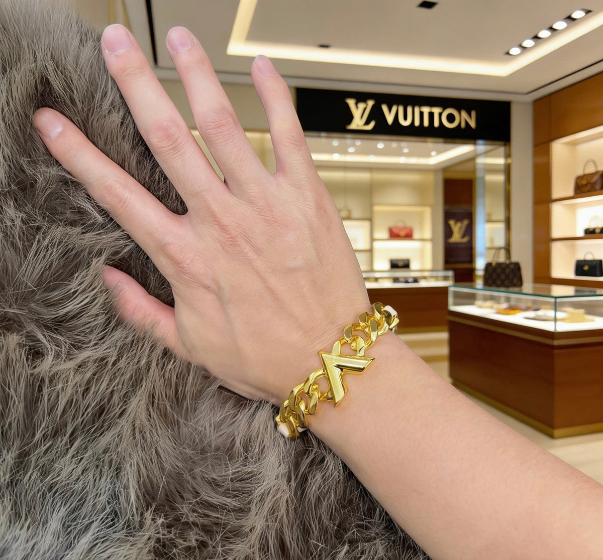 Martin Graham bracelet in polished metal-tone – styled product view