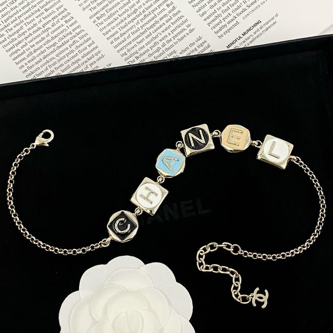 Martin Graham pendant necklace in polished metal-tone – styled product view