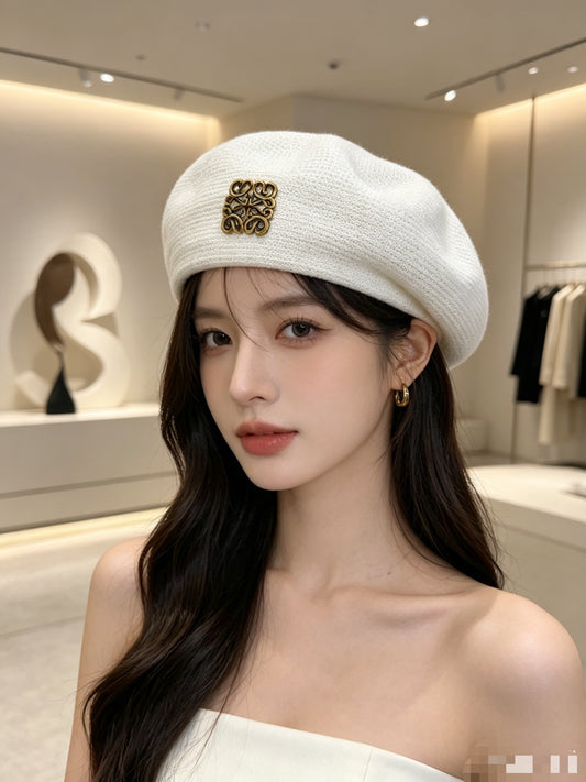 Loewe Beret - image 1