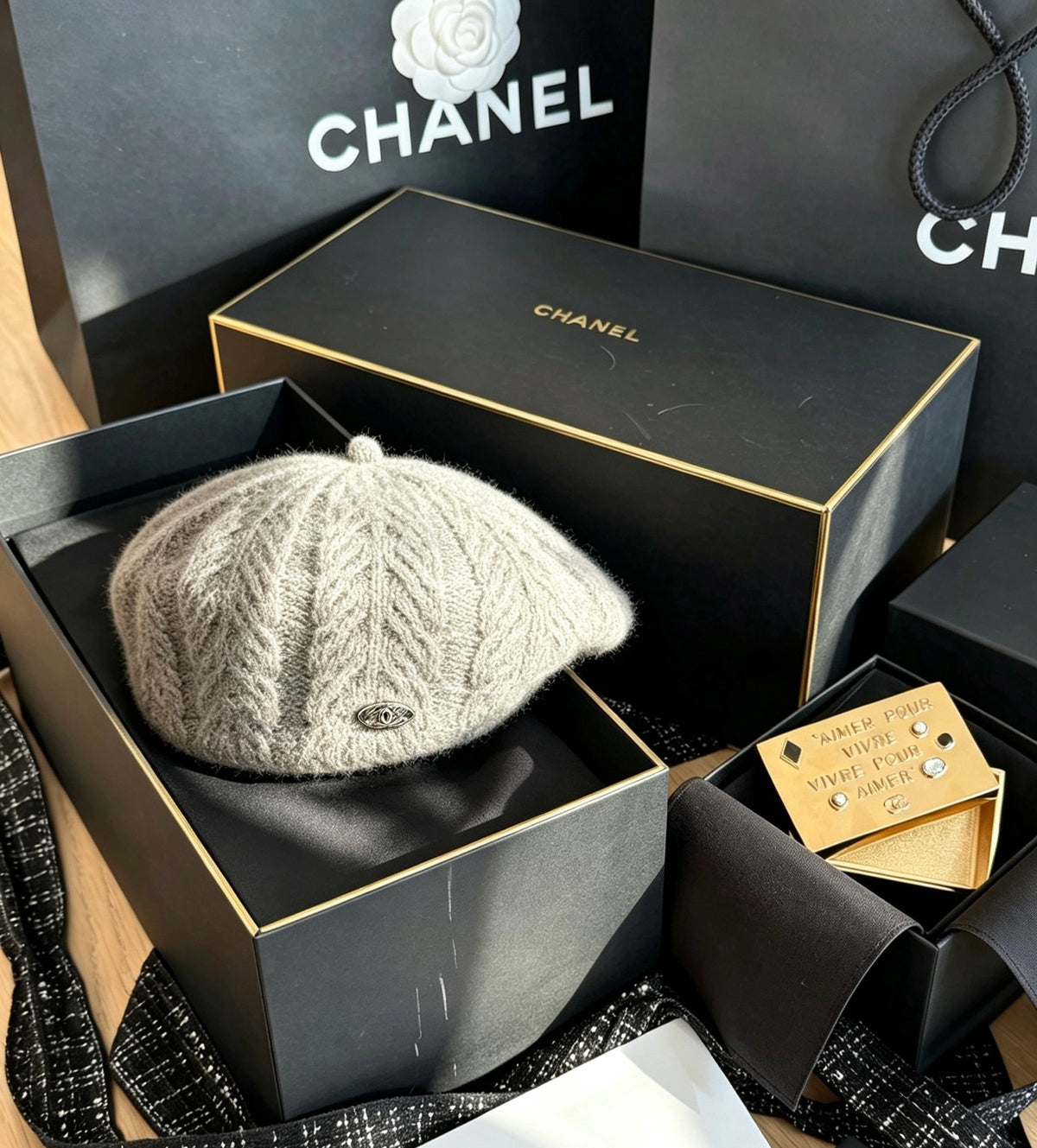 Chanel Cable Knit Beret - image 4