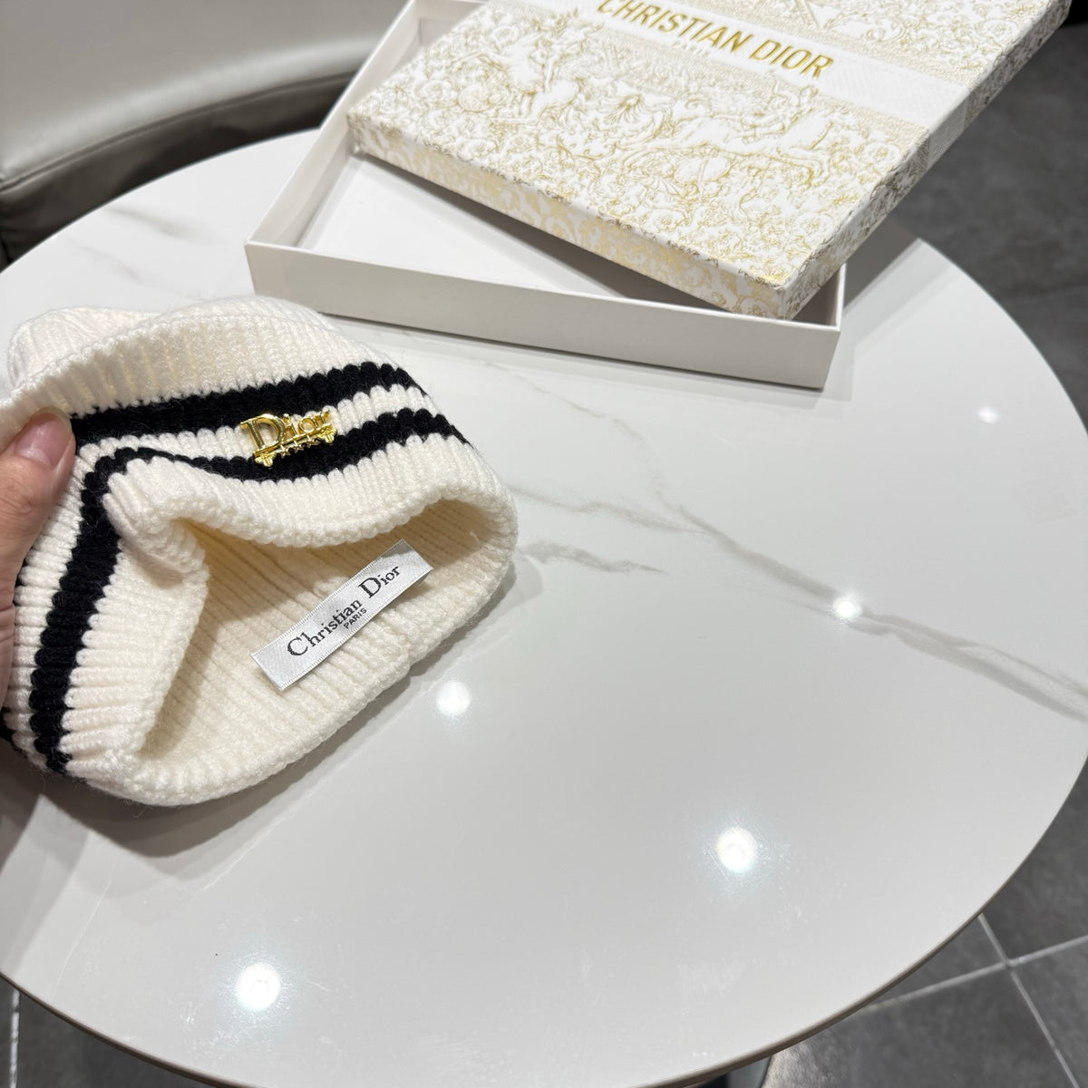 Dior Knit Beanie - image 9