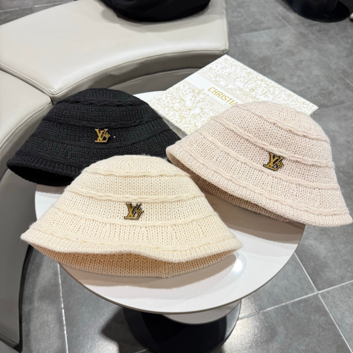 Louis Vuitton Knit Bucket Hat - image 5